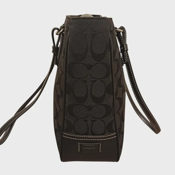 Coach Lunch Tote - Picture 5 of 10